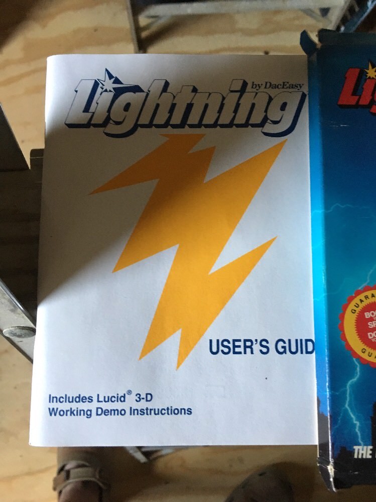 Lightning by DacEasy Includes 5 1/4 Diskette