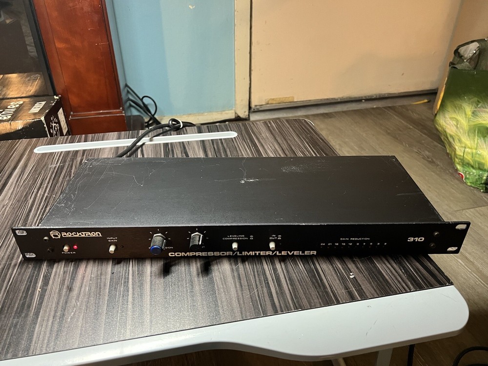 Rocktron 310 Compressor / Limiter / Leveler