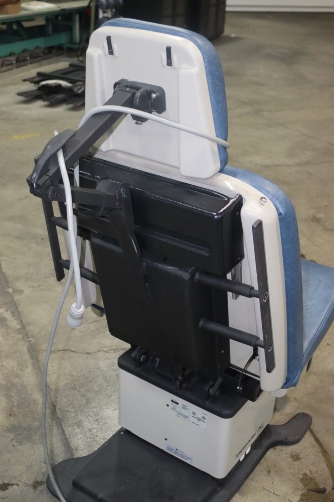 Midmark 75L Model 411-016 Exam Table 115V