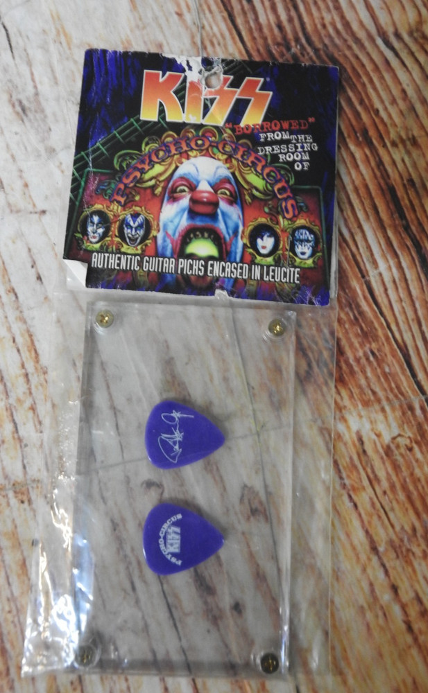 KISS Paul Stanley Signature Picks Purple Set NOS Lucite 1998 Psycho Circus Tour