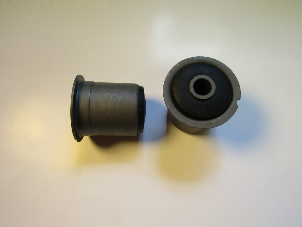 64-87 Chevy Pontiac Olds Suspension Rear Control Arm Frame Upper Lower Bushings