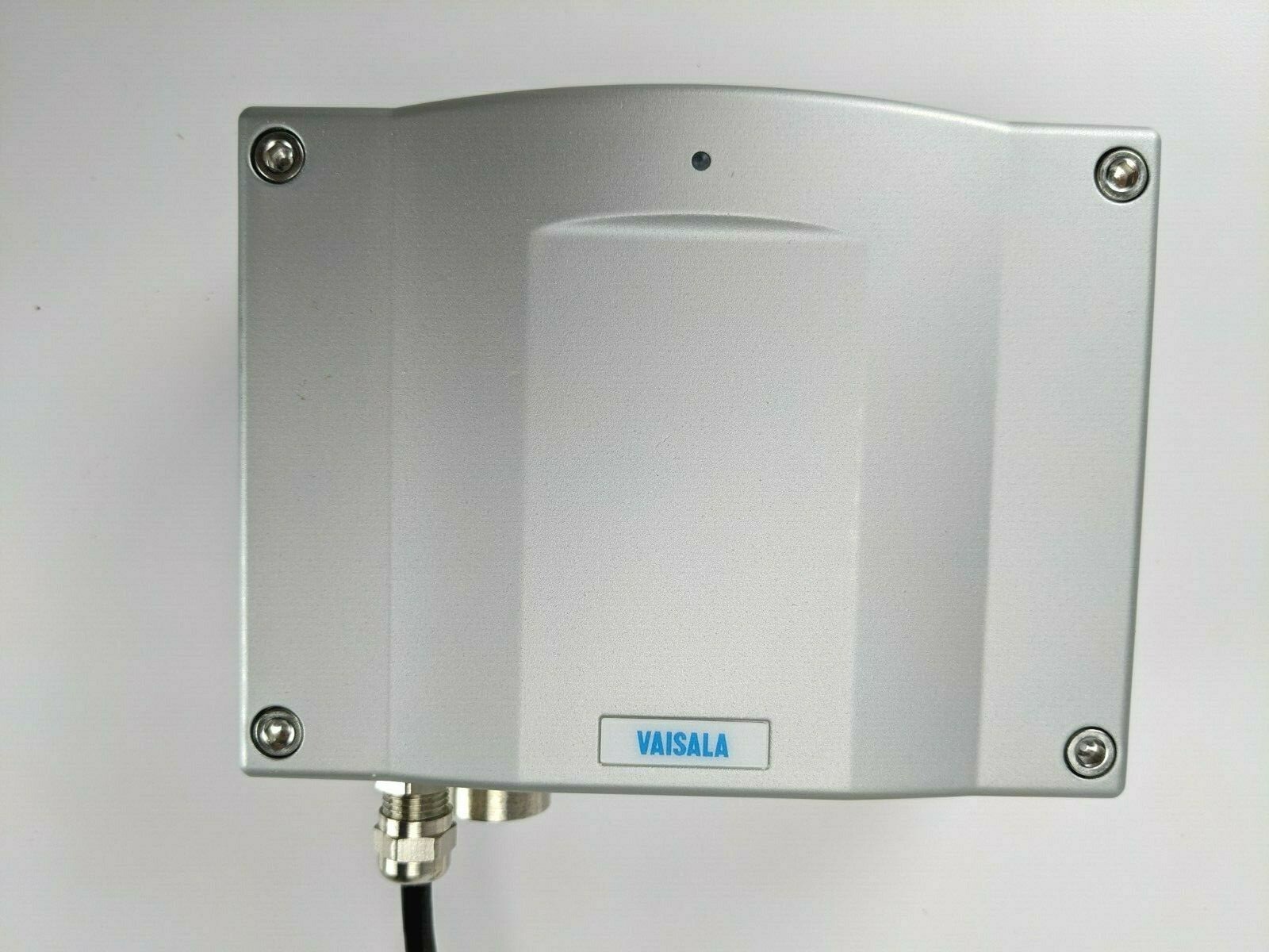 VAISALA HUMIDITY AND TEMPERATURE TRANSMITTER HMT333 HMT330 **NEW