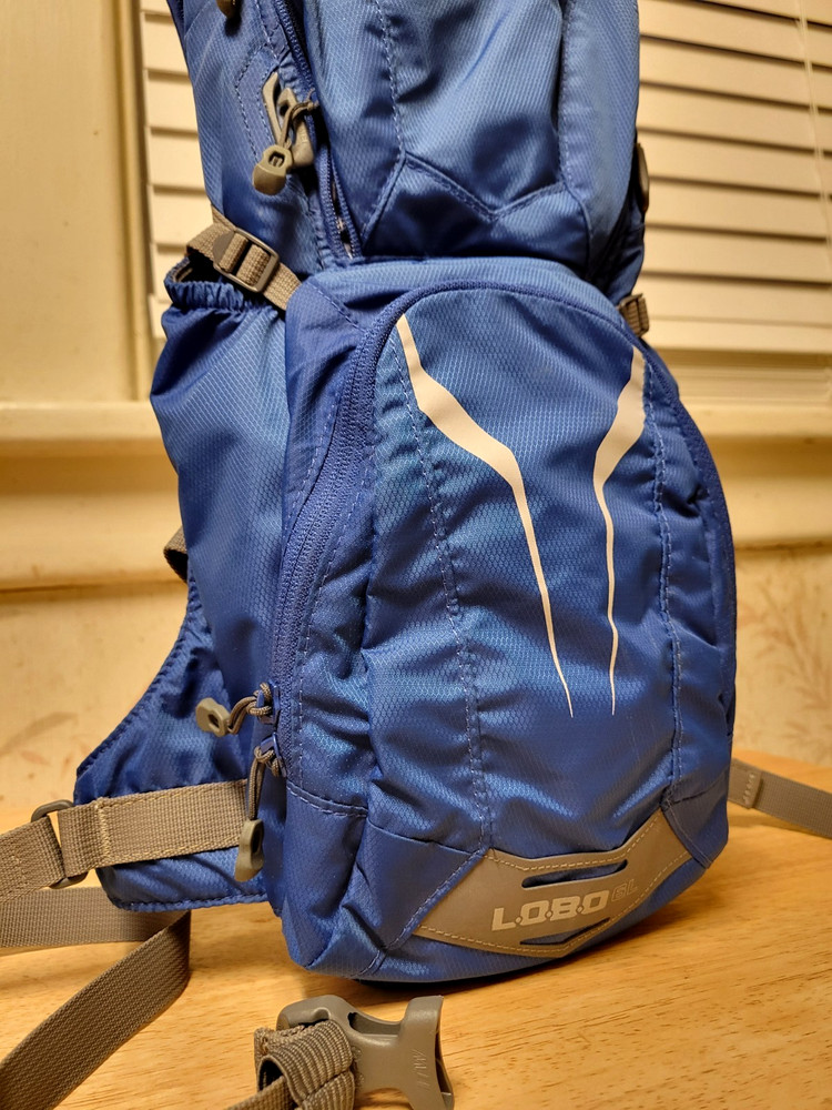 CamelBak Lobo 6L Hydration Pack Backpack Hiking Running Blue Gray w/Bladder