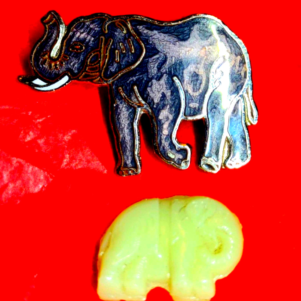 Vintage signed Black and Silver Elephant Pin