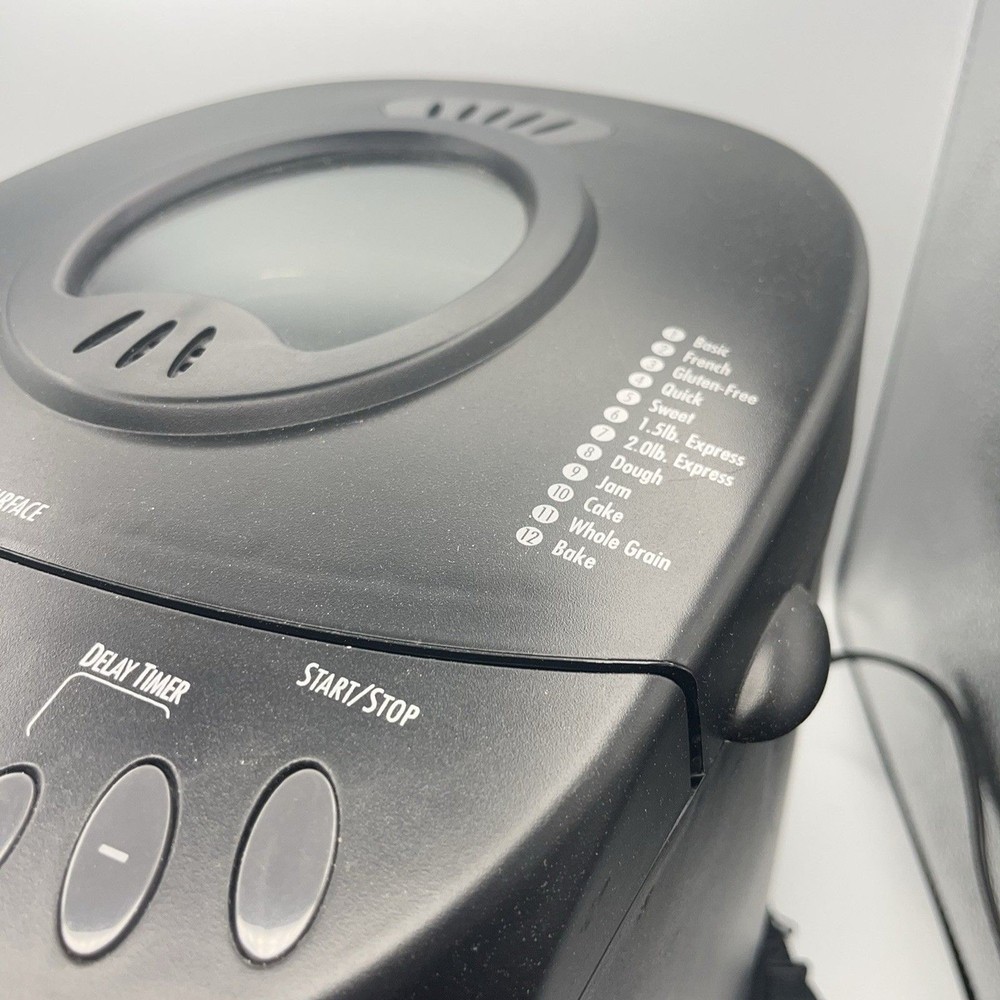 Hamilton Beach Bread Maker Black Model 29882- 2 lb Loaf Programmable Automatic