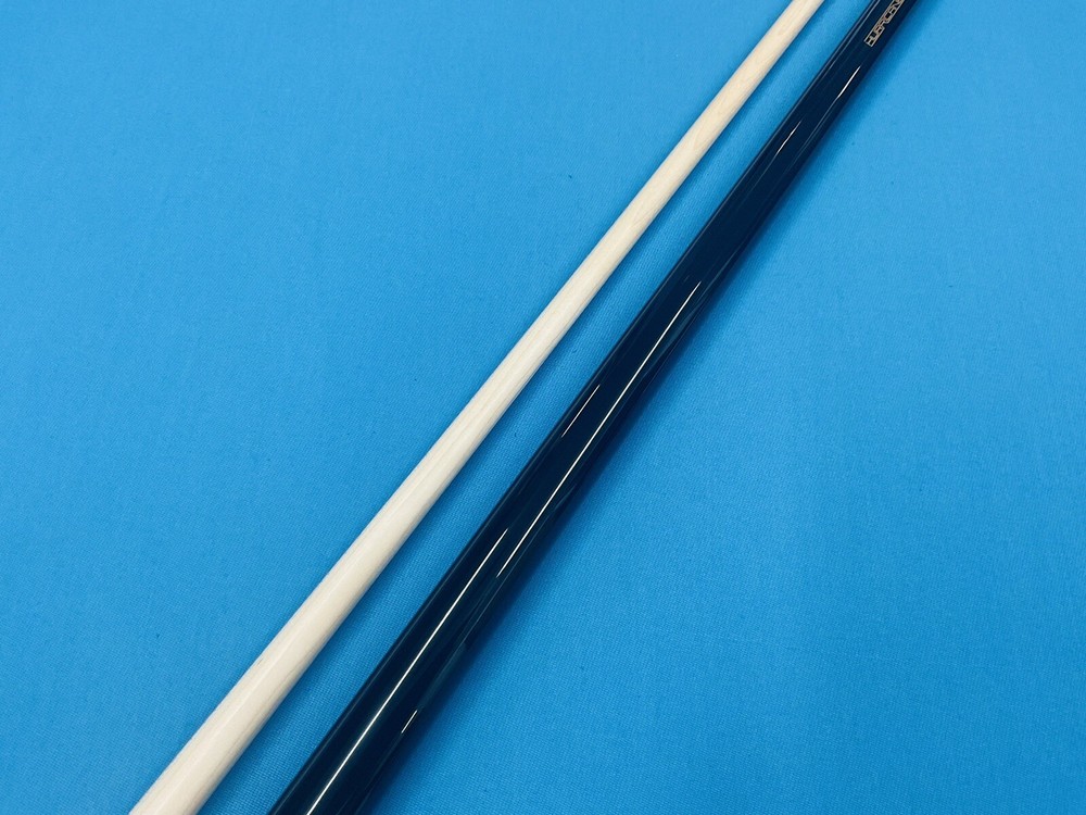 LONGONI BREAK CUE HURRICANE WITH KAMUI HARD TIP.