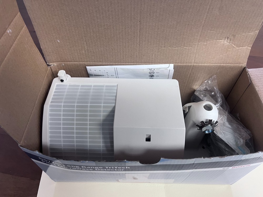 Bosch DS720i Long Range Motion Sensor, Tritech PIR / Microwave