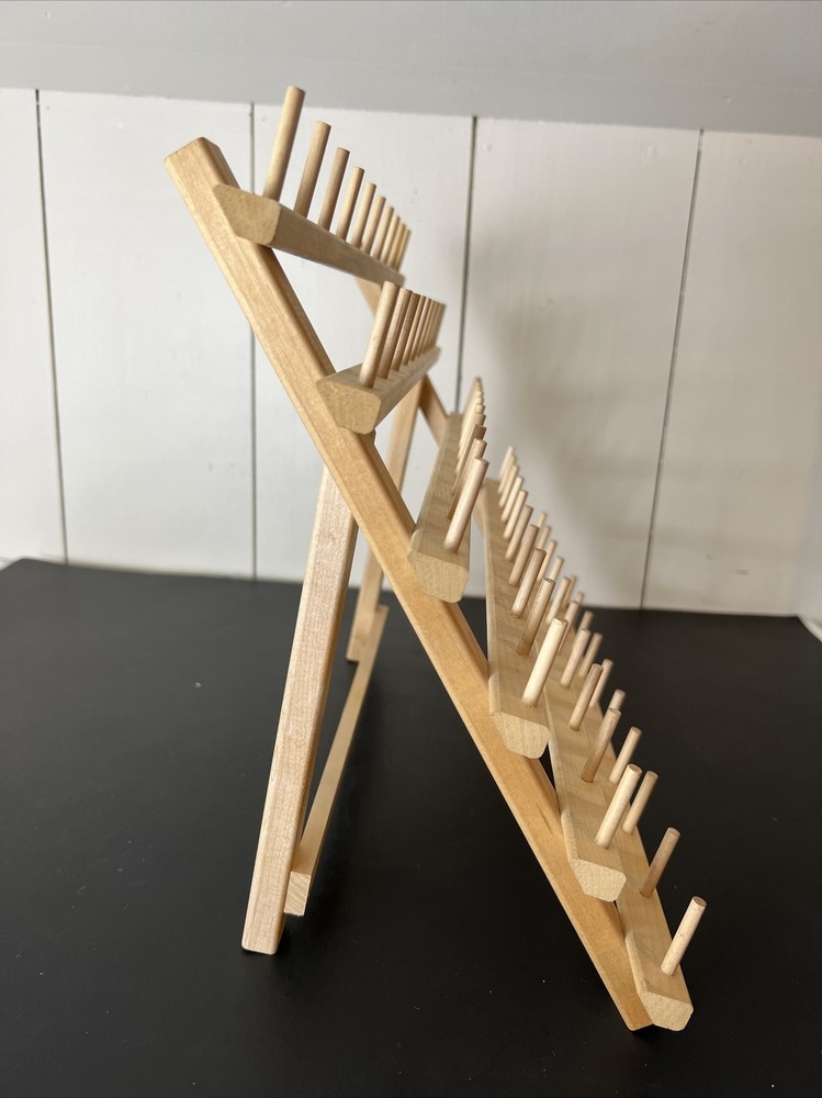 June Tailor 60 Spool Folding Thread Holder Wood Rack