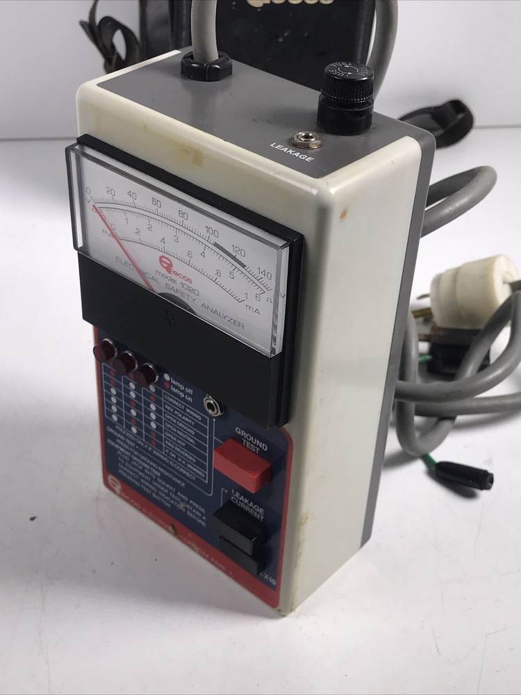 ECOS ELECTRONICS EC 10 ELECTRICAL SAFETY ANALYZER WITH CASE
