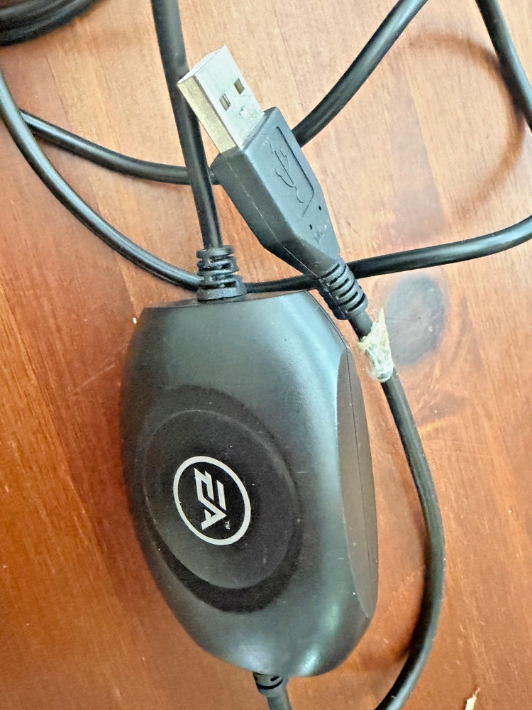 EA Logitech corded microphone