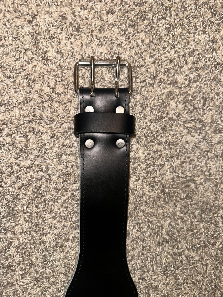 Eleiko Leather Weightlifting Belt (Size medium, Black)