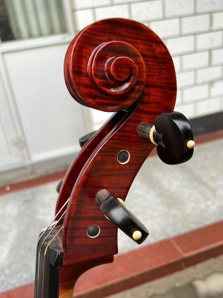 Stradivari cello 4/4! Orchestra level.Strong deep, Whole flames maple back