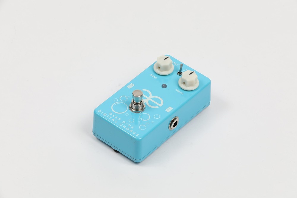 Allen Eden Deep Dive Chorus Effects Pedal