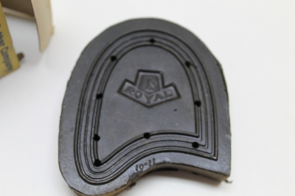 US spring step heels black rubber with nails in original box set E826