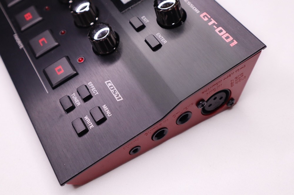 🎸 BOSS GT-001 Guitar Effects Processor – MINT Condition