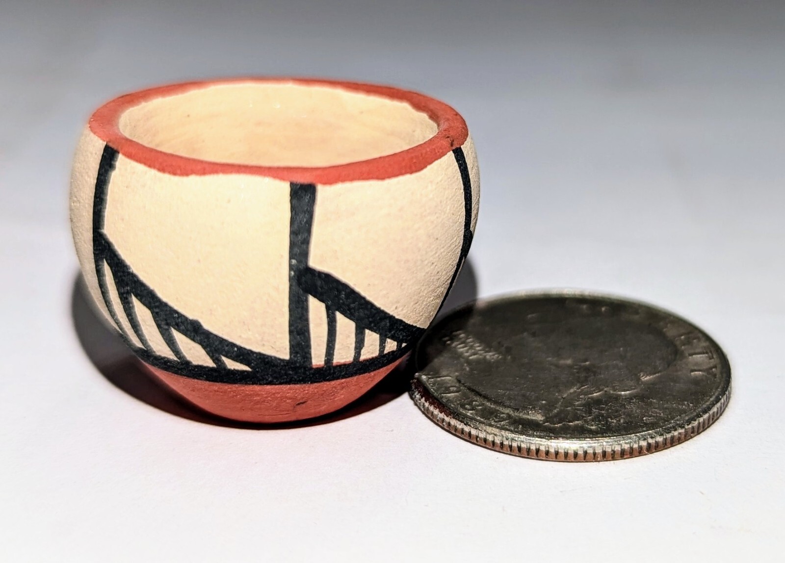 Vtg Native American Mini Pottery x2 Kewa & Jemez Pueblo Signed Lovato & Chinana