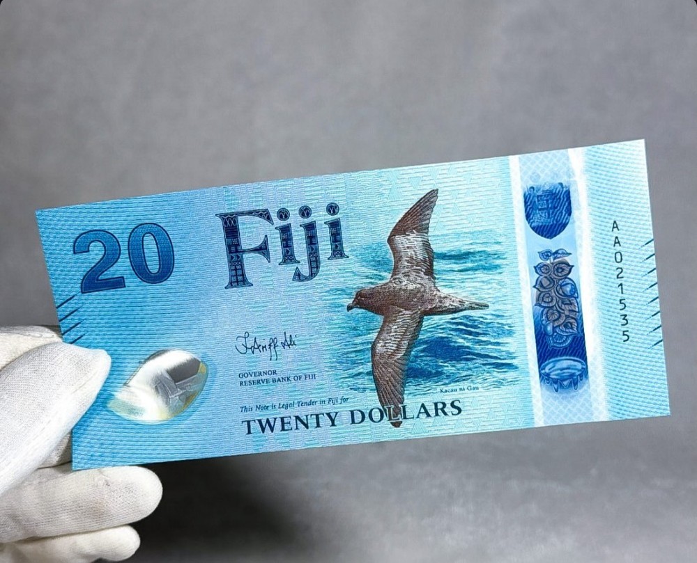 Fiji 20 Dollars 2026 UNC