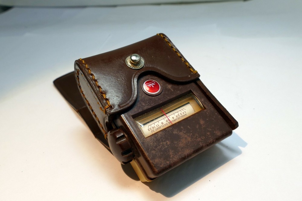 WALZ CAMERA ELECTRIC EYE, MODEL M Light Meter