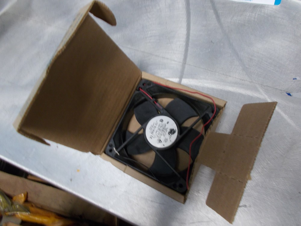 F6) Comair Fan 039213
