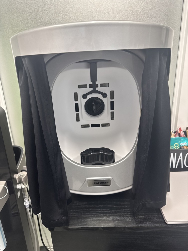 Glimpse Skin Analysis Device