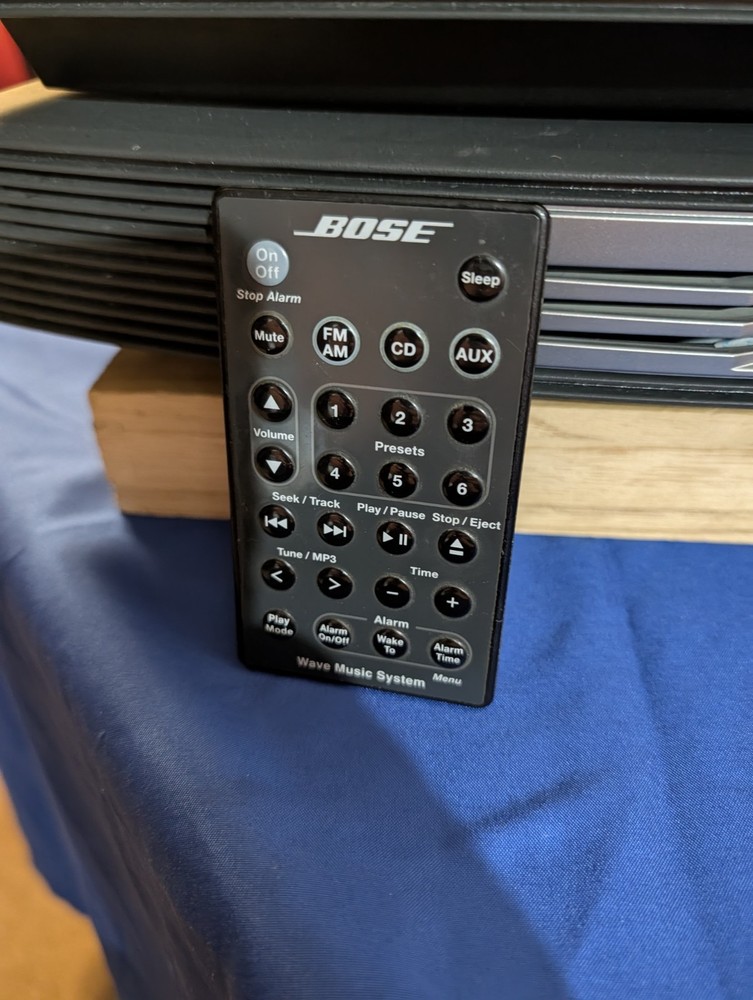 Bose Wave Music System AWRCC1 w/ Multi-CD Changer & Remote Control *PLEASE READ*