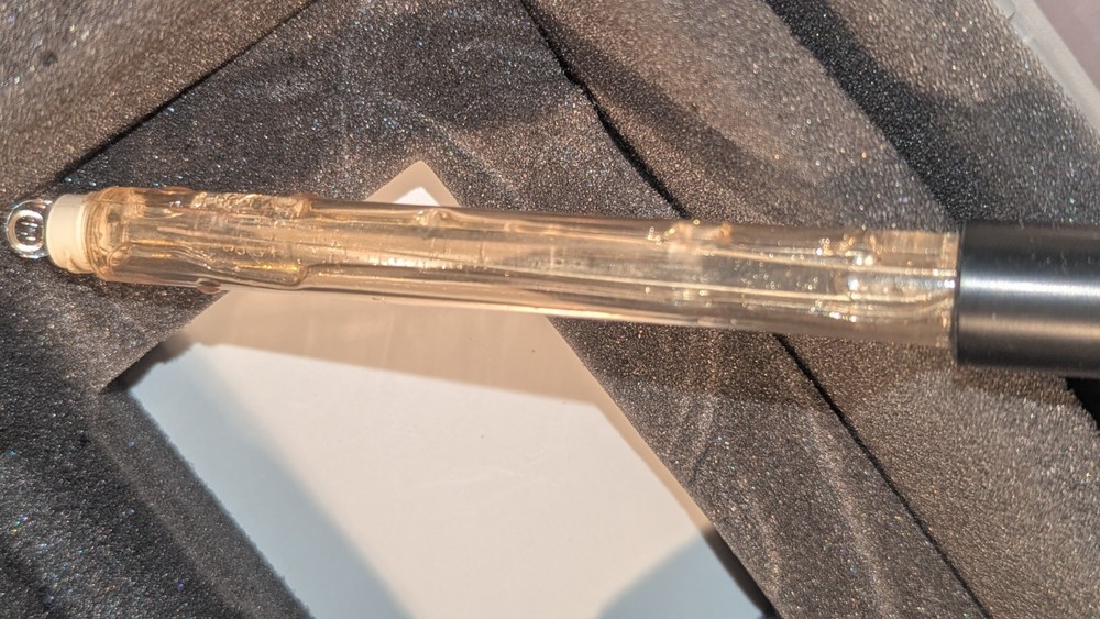 Omega PHH-257 Microprocessor PH Meter w Case & Probes READ CONDITION