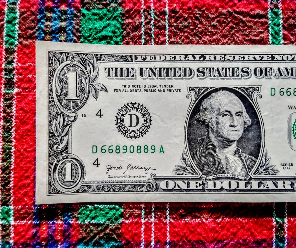 (3) FLIPPER FANCY SERIAL NUMBER $1 NOTES!!! 2 BOOKEND AND REPEATING!!! Error!