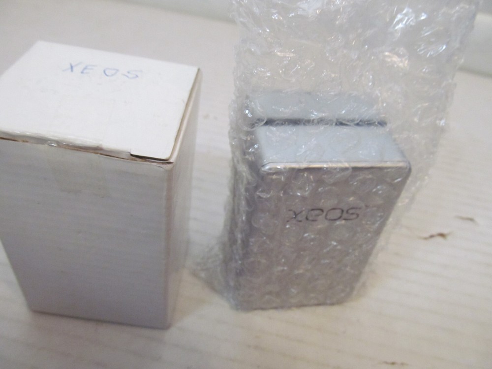 Xeos Micro Speakers Battery Powered Wired Connection, Silver