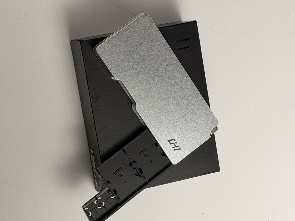 CHI Ranger High Speed Memory Card Reader and Case SD Micro SD Card USB-C Cable