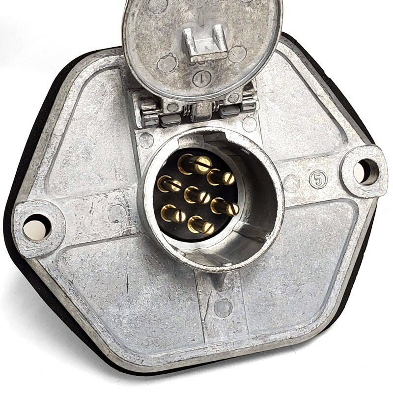 Phillips 15-762 7-Way 20 AMP Circuit Breakers Socket Split Pin Extended Barrel