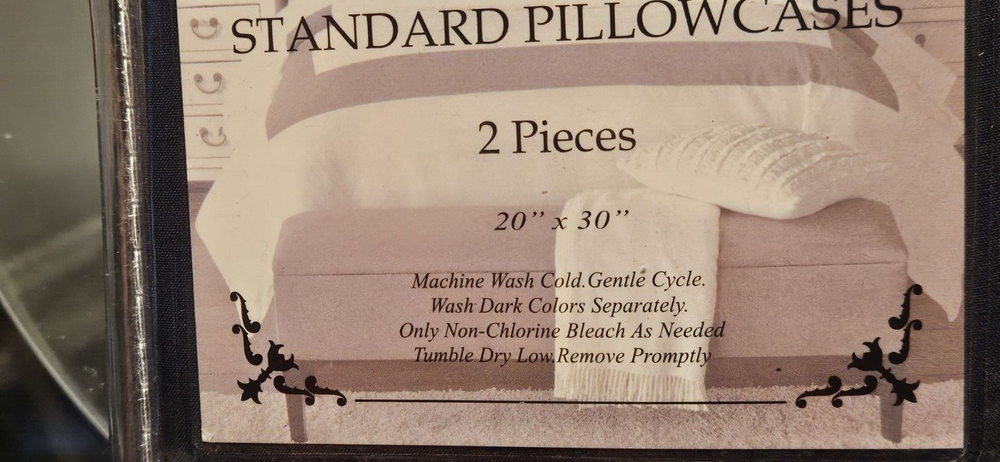 Cozzzy Comfy 1800 Thread Count Navy Blue Standard Pillowcase Set