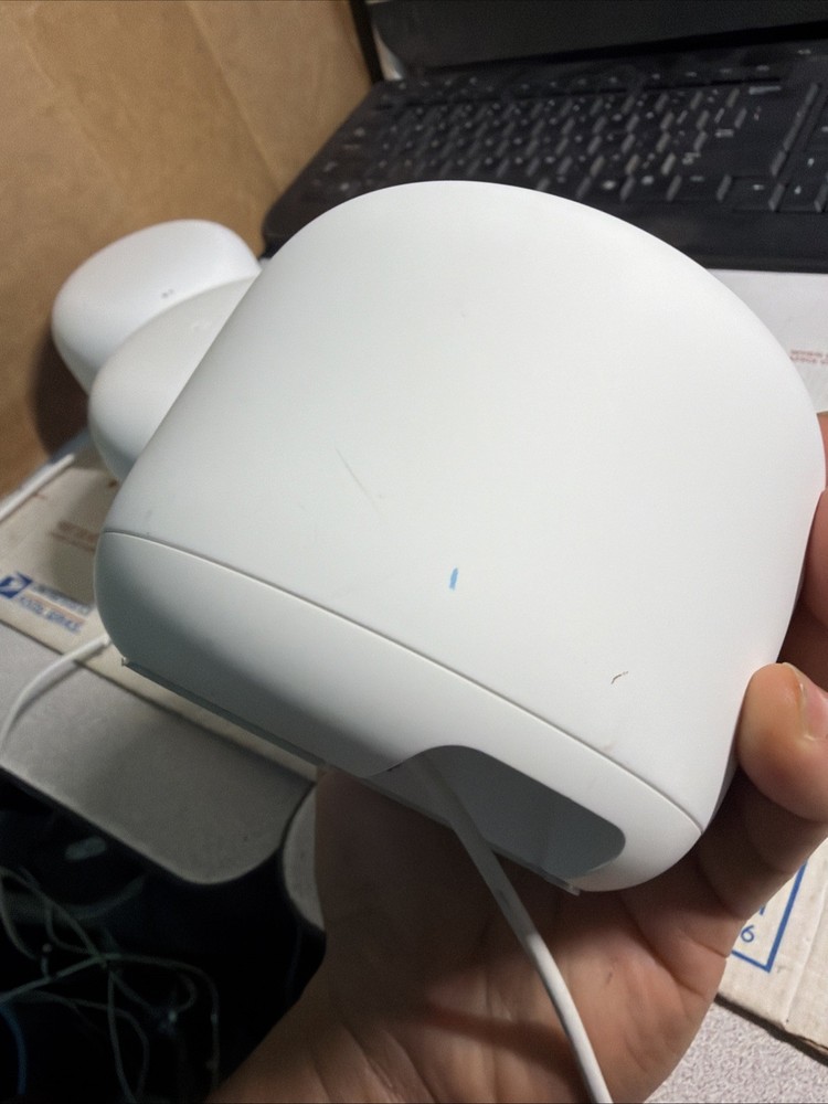 Google Nest Mesh Wi-Fi Router H2D(2) And Wireless Access Points H2E(1)