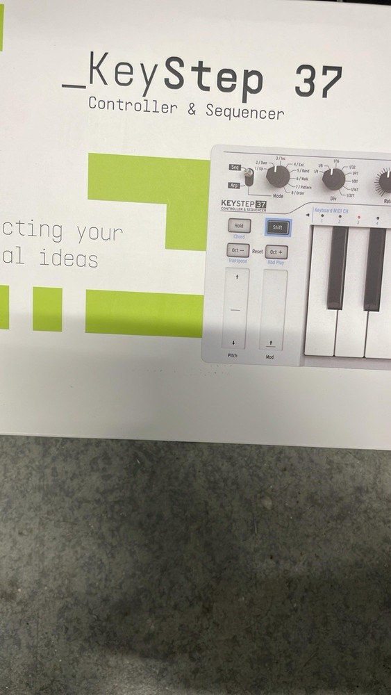 Arturia KeyStep 37 MIDI USB Keyboard Controller Sequencer 37-Key Excellent cond.