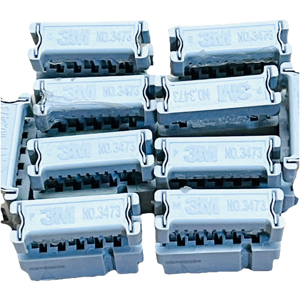 (LOT OF 10) 3473 WIREMOUNT SOCKETS