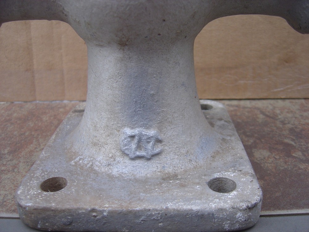 Marine Rope & Dock Cleat