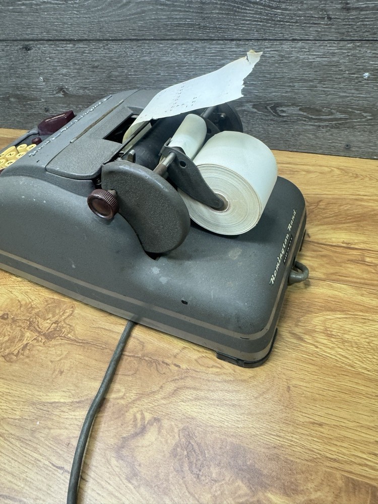VTG Remington Rand Electric Adding Calculating Bookkeeping Adding Machine USA