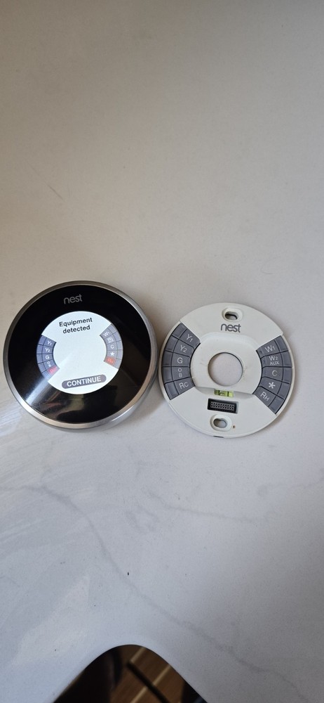 Nest Learning Thermostat Programmable Dial Digital Black Silver w/ Display Base