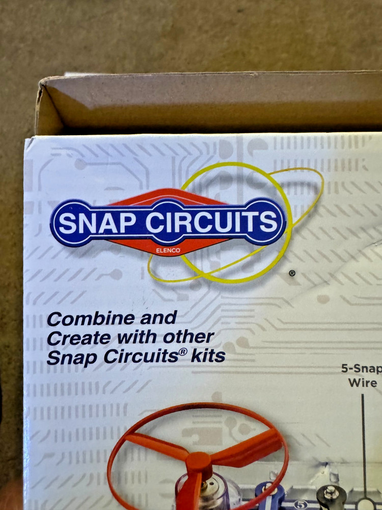 Snap Circuits Junior SC-100 Electronics Kit STEM Elenco Build 100 Projects Compl
