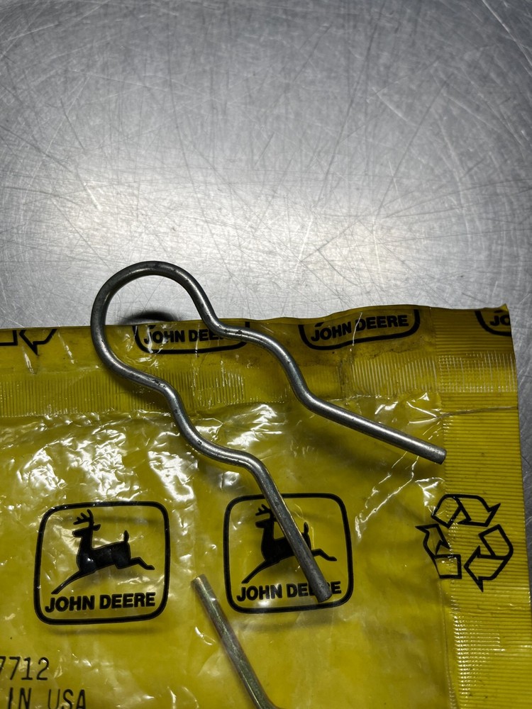 A47712 Genuine OEM John Deere Spring Locking PIN