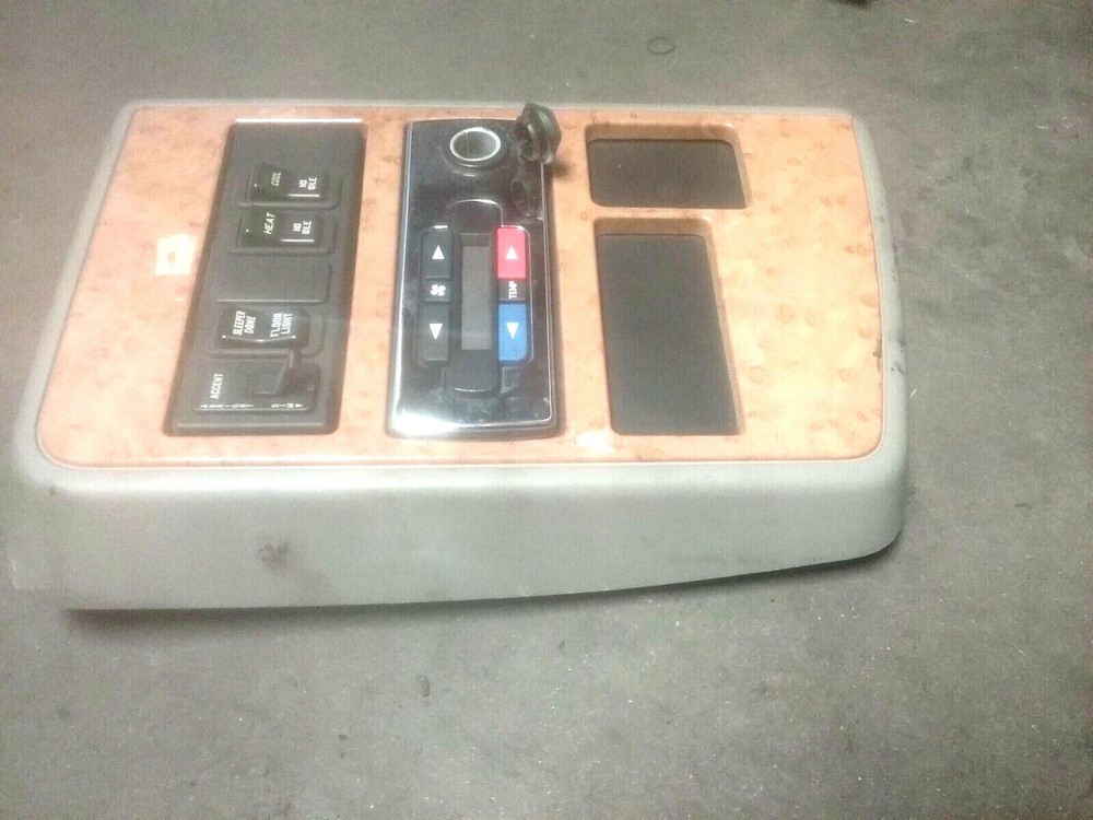 INTERNATIONAL PROSTAR SLEEPER CONTROL PANEL B5340277