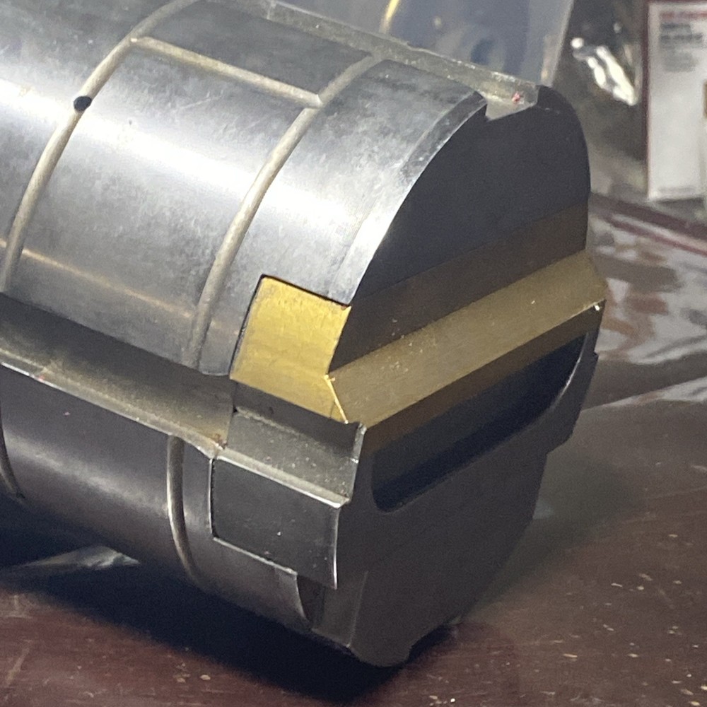 Amada Adjustable Blade Guide With Extra End Cap W180-4263