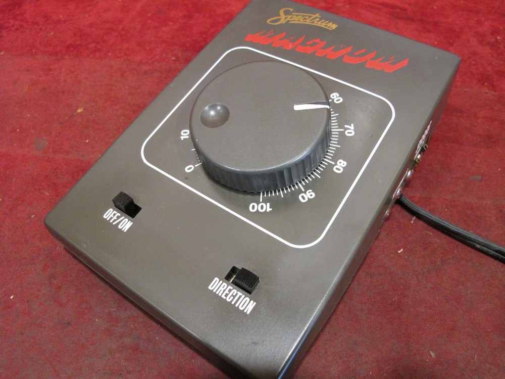 Spectrum Magnum 44-6681 Variable DC Transformer Train Controller