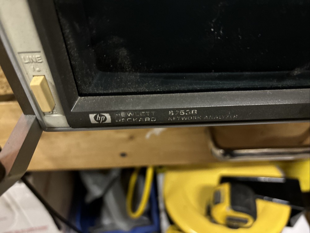 HP 8753B NETWORK ANALYZER