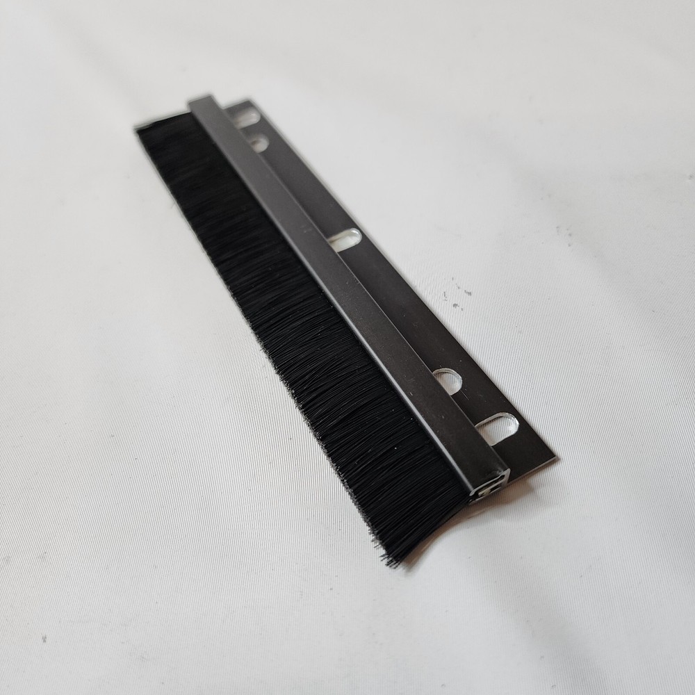 5.5" Strip Brush 100-6613-01