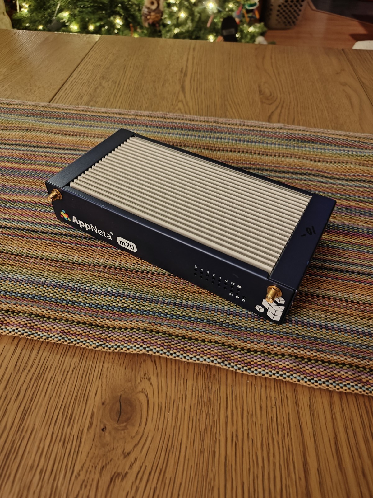 AppNeta M70 (AAEON FWS-2363) Intel 8-Core C3758 16GB DDR4 RAM 2400 MHz