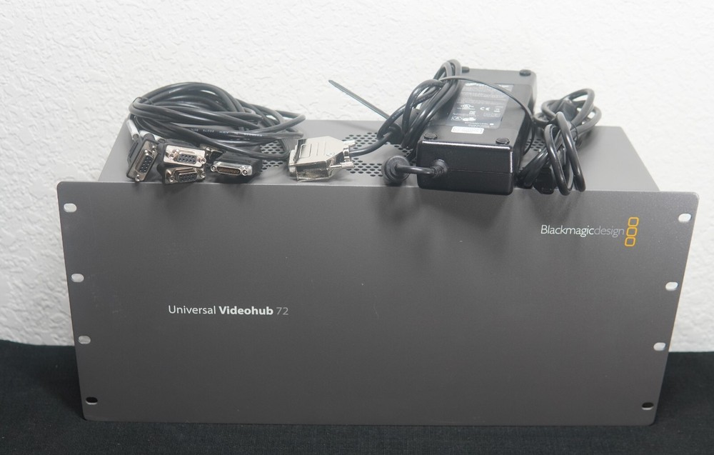 Blackmagic Design Universal Videohub 72 (Includes 9 Cards)