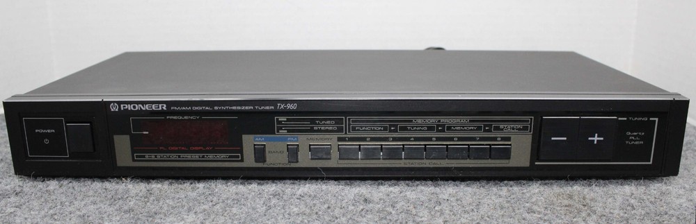 PIONEER TUNER MODEL TX-960