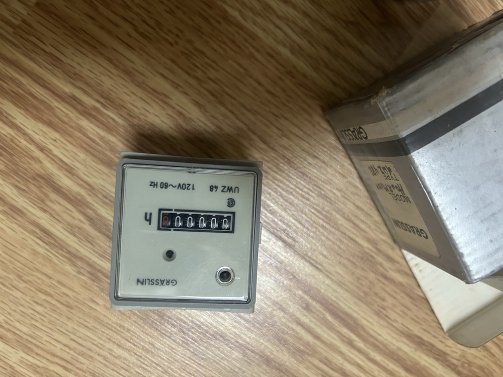 grasslin timer UWZ48E-120v Hour Timer