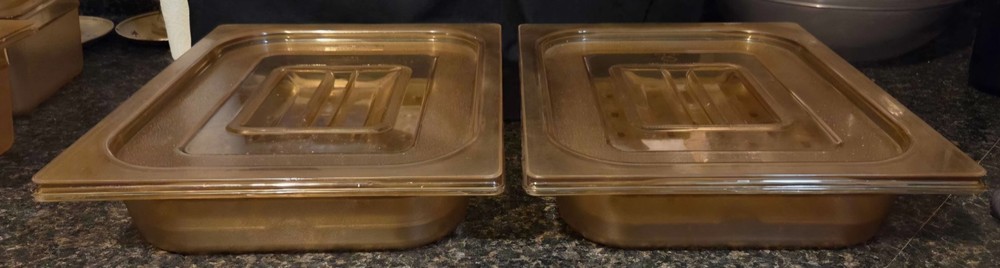 Rubbermaid Plastic Square & Rectangle Food Storage Containers & Lids