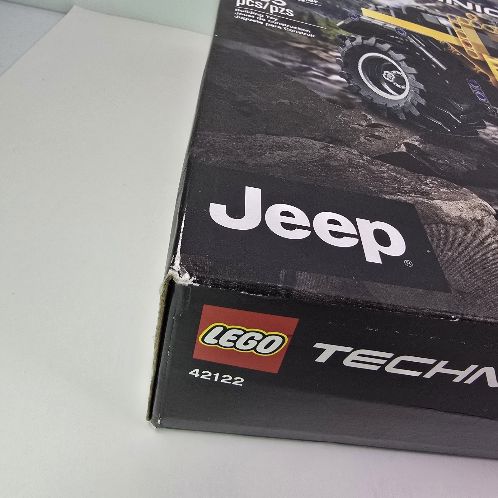 LEGO TECHNIC 42122 Jeep Wrangler 665 Pcs-Sealed
